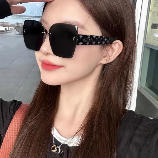 LOUIS VUITTON(ルイヴィトン) サングラス