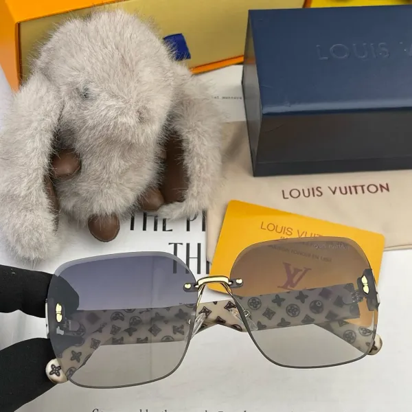 LOUIS VUITTON(ルイヴィトン) サングラス