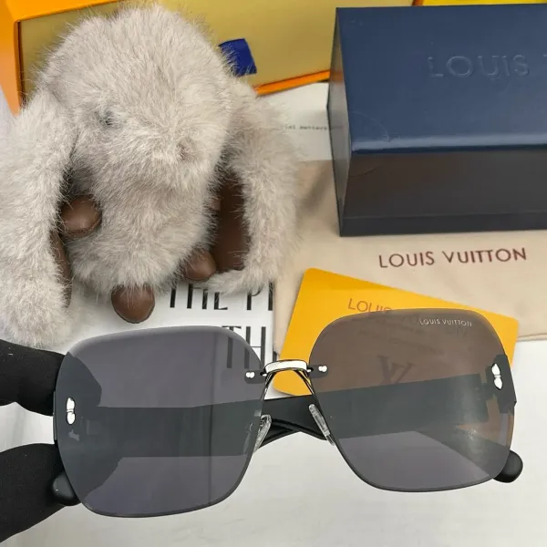LOUIS VUITTON(ルイヴィトン) サングラス