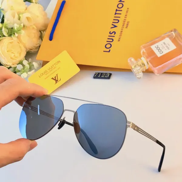 LOUIS VUITTON(ルイヴィトン) サングラス