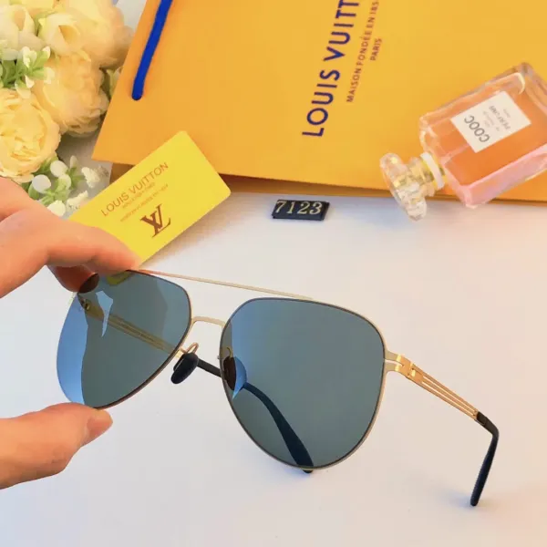 LOUIS VUITTON(ルイヴィトン) サングラス