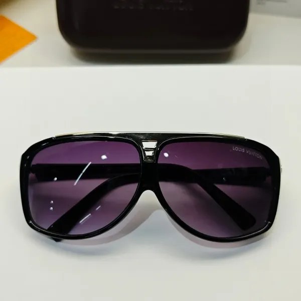 LOUIS VUITTON(ルイヴィトン) サングラス