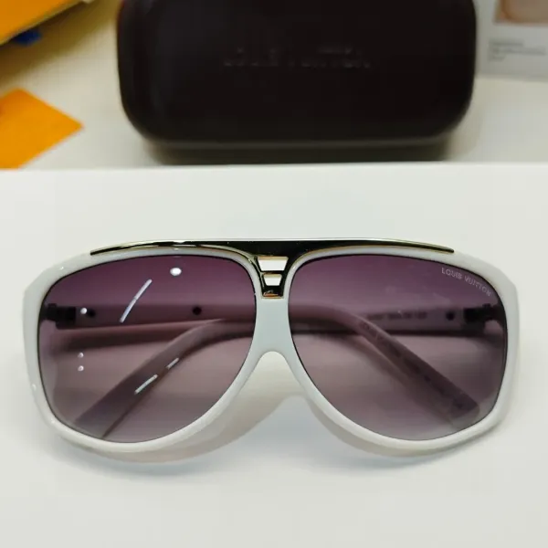 LOUIS VUITTON(ルイヴィトン) サングラス