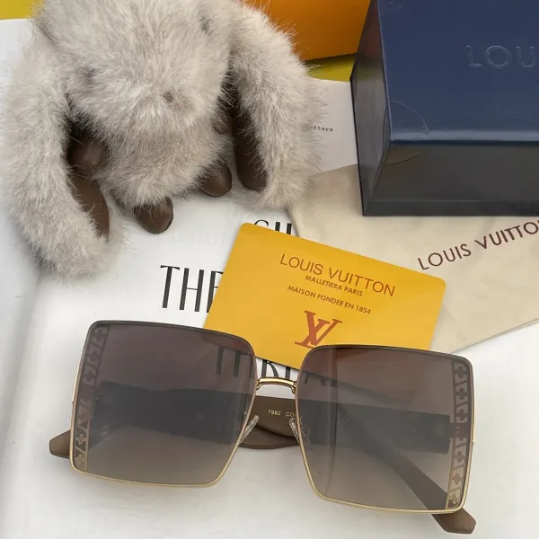 LOUIS VUITTON(ルイヴィトン) サングラス
