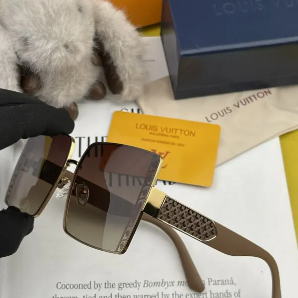 LOUIS VUITTON(ルイヴィトン) サングラス