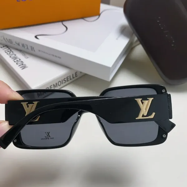 LOUIS VUITTON(ルイヴィトン) サングラス