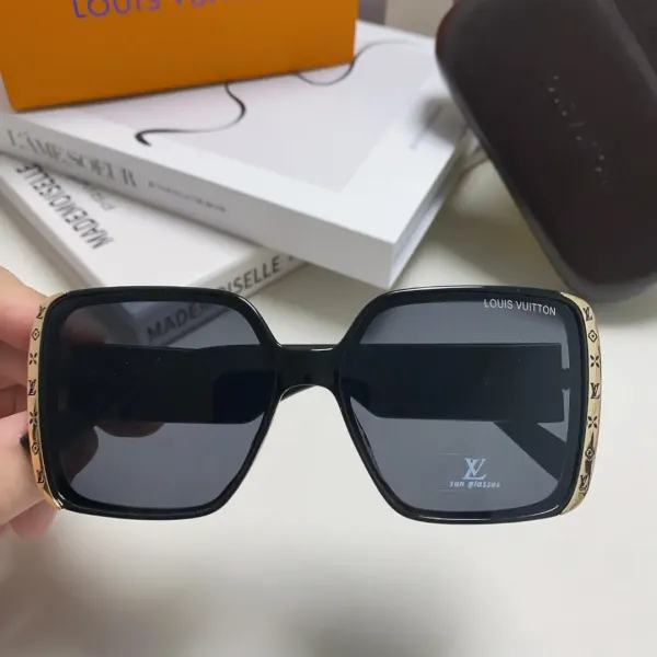 LOUIS VUITTON(ルイヴィトン) サングラス