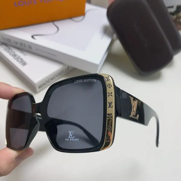 LOUIS VUITTON(ルイヴィトン) サングラス