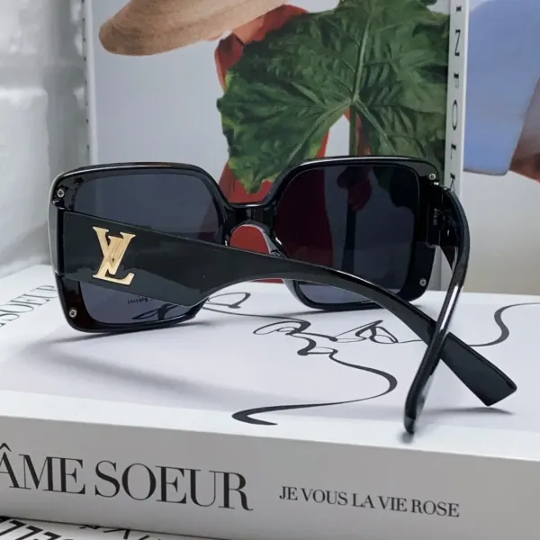 LOUIS VUITTON(ルイヴィトン) サングラス