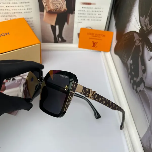 LOUIS VUITTON(ルイヴィトン ) サングラス