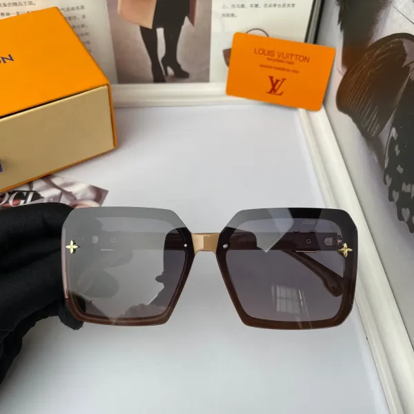 LOUIS VUITTON(ルイヴィトン ) サングラス