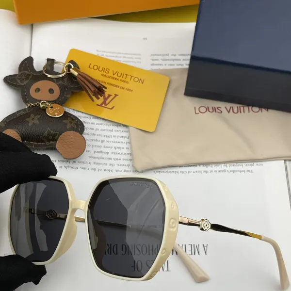 LOUIS VUITTON (  ルイヴィトン ) サングラス