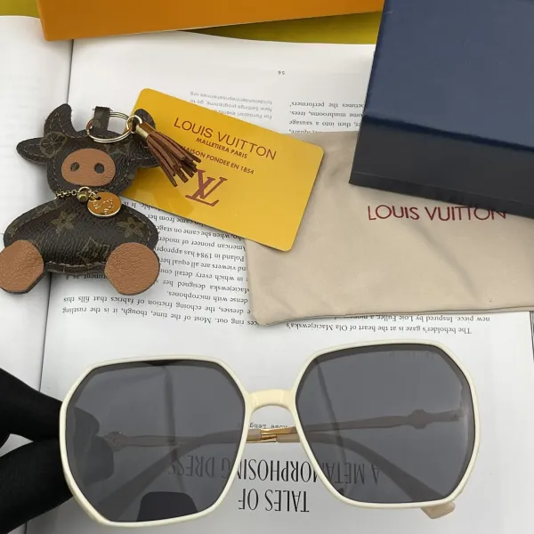 LOUIS VUITTON (  ルイヴィトン ) サングラス