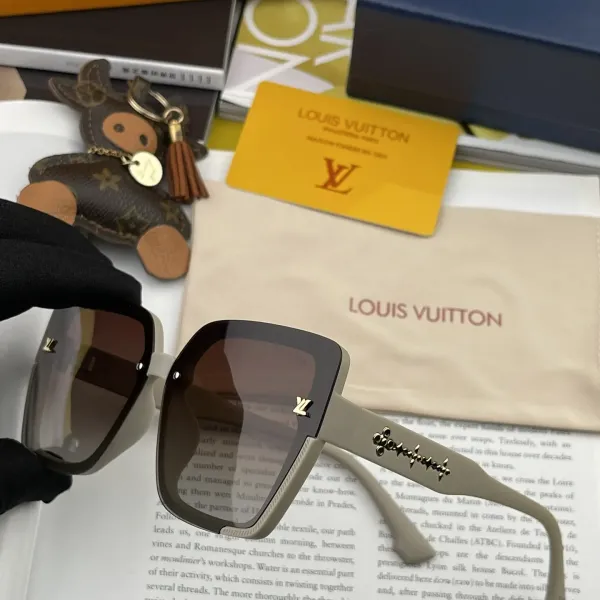 LOUIS VUITTON (  ルイヴィトン ) サングラス