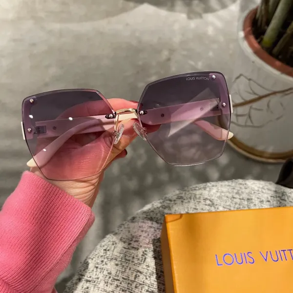 LOUIS VUITTON( ルイヴィトン) サングラス