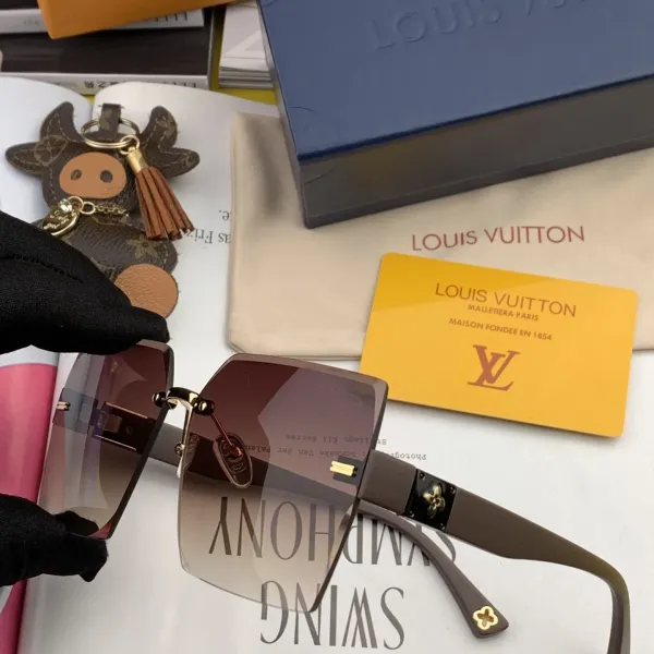 LOUIS VUITTON( ルイヴィトン) サングラス