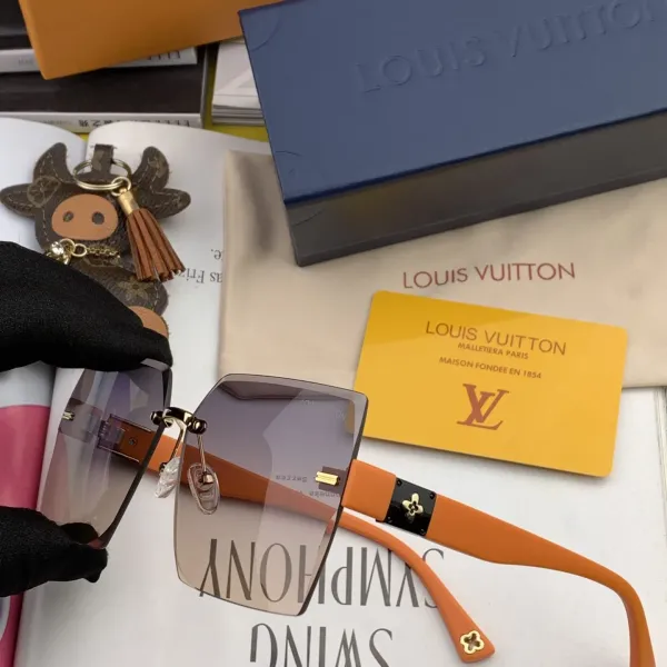 LOUIS VUITTON( ルイヴィトン) サングラス