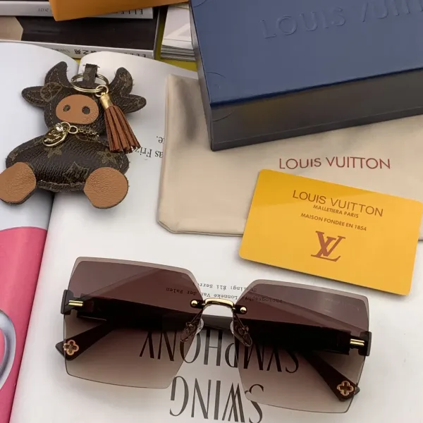 LOUIS VUITTON( ルイヴィトン) サングラス