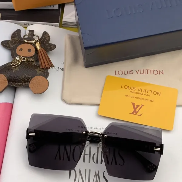 LOUIS VUITTON( ルイヴィトン) サングラス