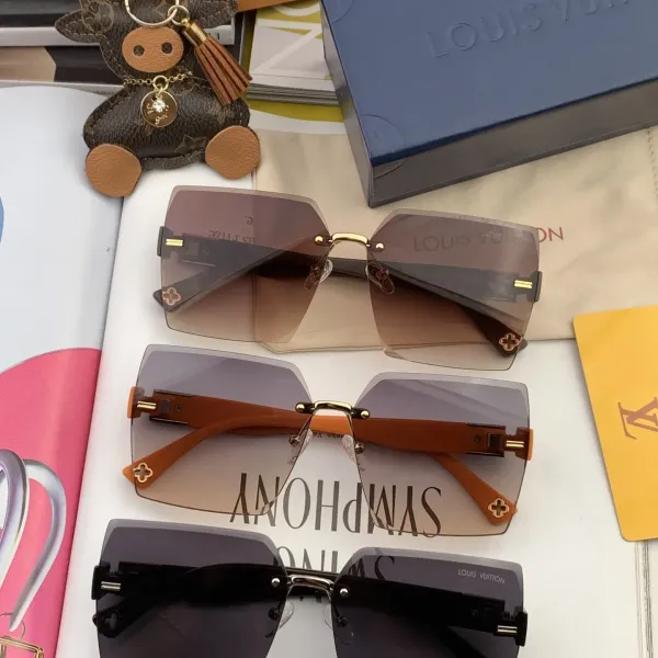 LOUIS VUITTON( ルイヴィトン) サングラス