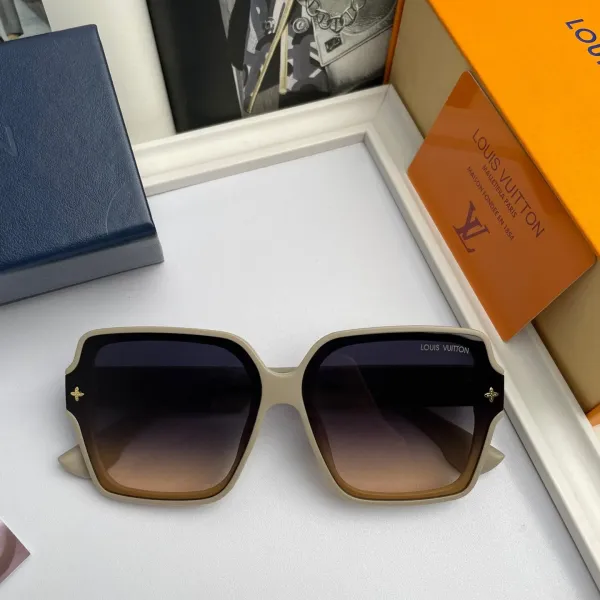 LOUIS VUITTON( ルイヴィトン) サングラス