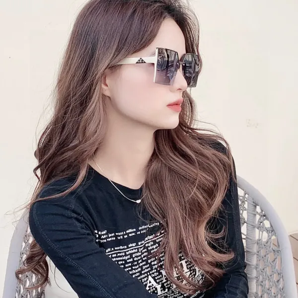 LOUIS VUITTON (ルイヴィトン) サングラス
