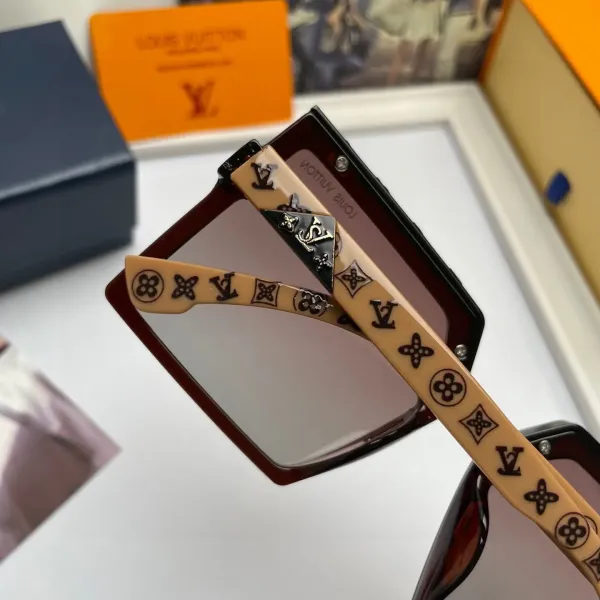 LOUIS VUITTON (ルイヴィトン) サングラス