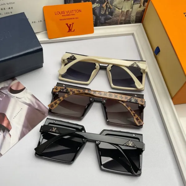 LOUIS VUITTON (ルイヴィトン) サングラス