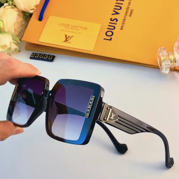 LOUIS VUITTON (ルイヴィトン) サングラス