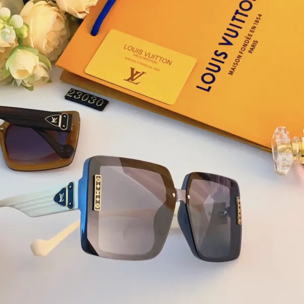 LOUIS VUITTON (ルイヴィトン) サングラス