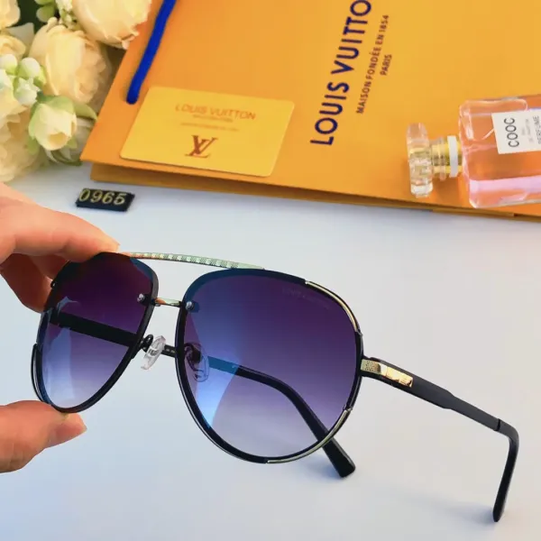 LOUIS VUITTON (ルイヴィトン) サングラス