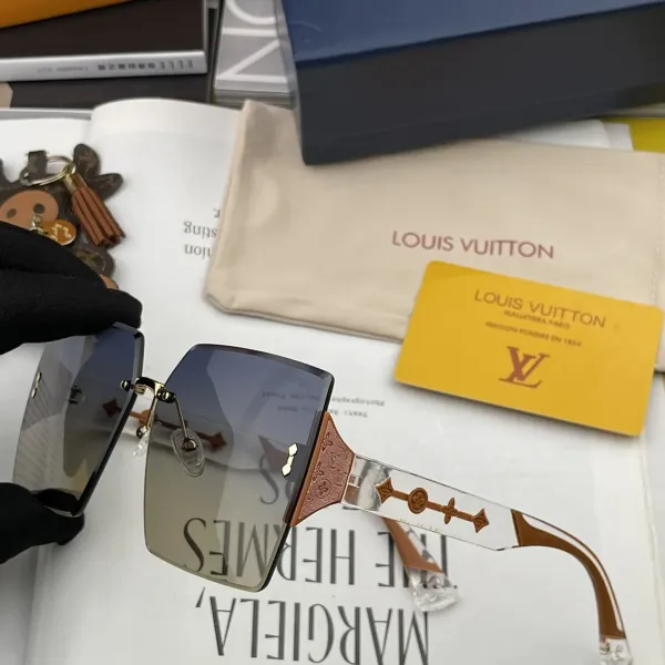 LOUIS VUITTON (ルイヴィトン) サングラス