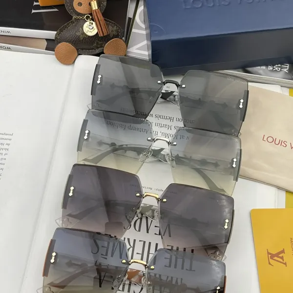 LOUIS VUITTON (ルイヴィトン) サングラス