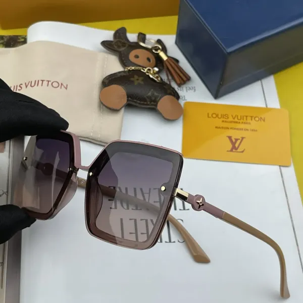LOUIS VUITTON(ルイヴィトン ) サングラス