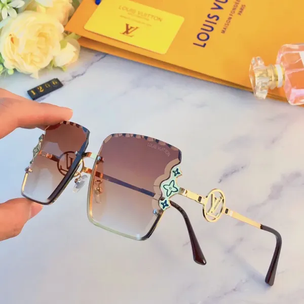 LOUIS VUITTON(ルイヴィトン ) サングラス