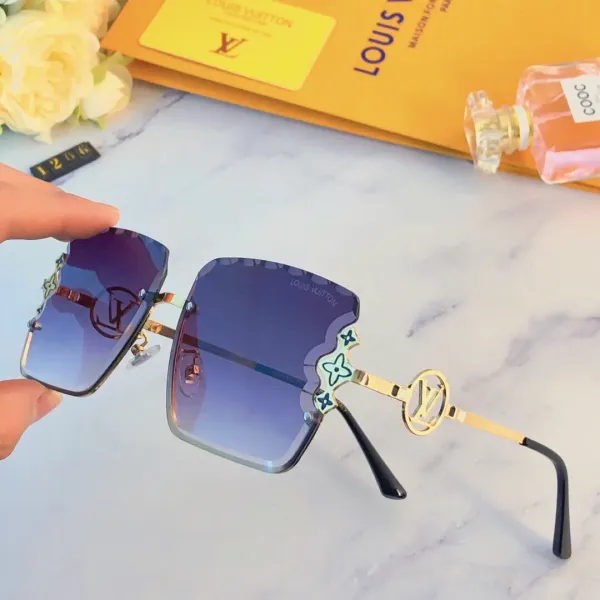 LOUIS VUITTON(ルイヴィトン ) サングラス
