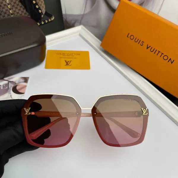 LOUIS VUITTON(ルイヴィトン ) サングラス