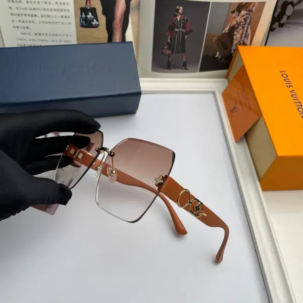 LOUIS VUITTON(ルイヴィトン ) サングラス