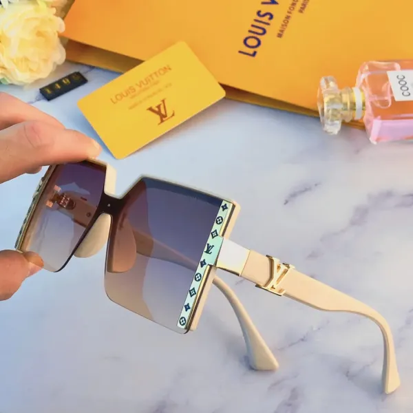 LOUIS VUITTON(ルイヴィトン ) サングラス