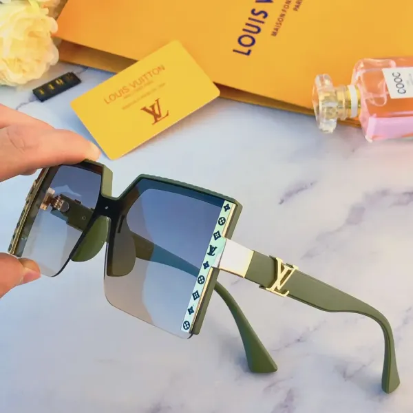 LOUIS VUITTON(ルイヴィトン ) サングラス