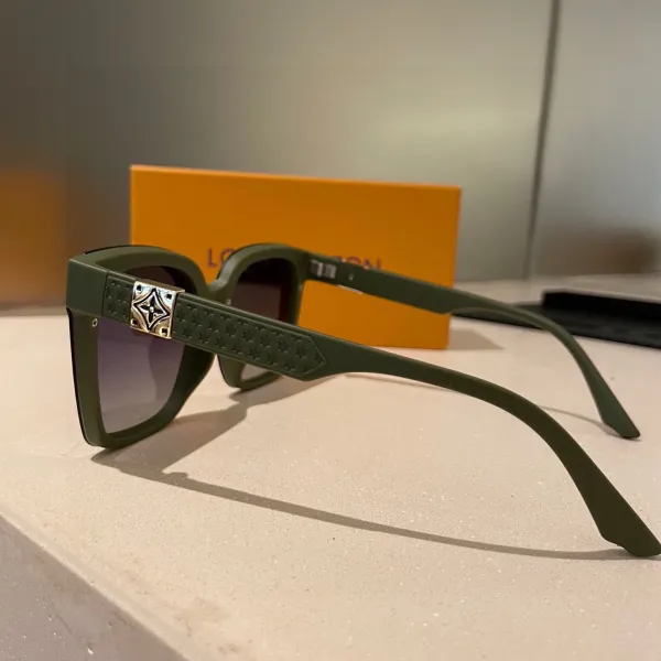 LOUIS VUITTON(ルイヴィトン ) サングラス