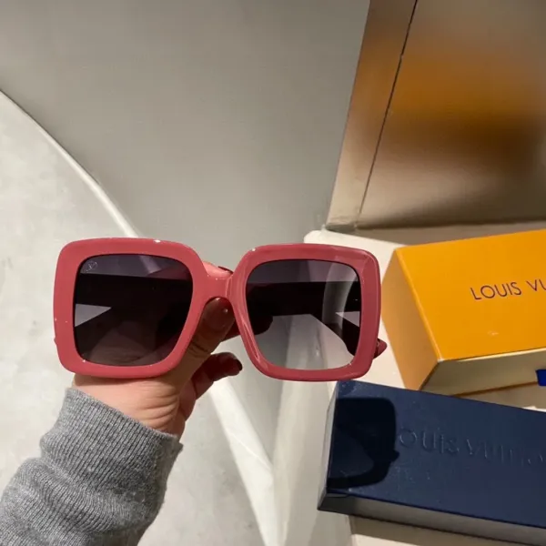 LOUIS VUITTON (  ルイヴィトン ) サングラス