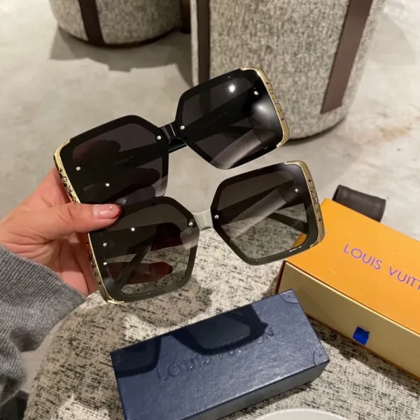 LOUIS VUITTON (  ルイヴィトン ) サングラス