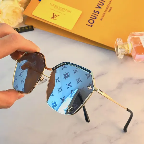 LOUIS VUITTON (  ルイヴィトン ) サングラス