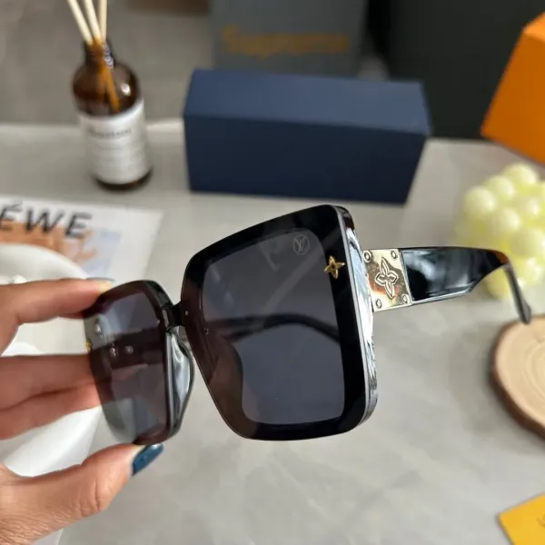 LOUIS VUITTON (  ルイヴィトン ) サングラス