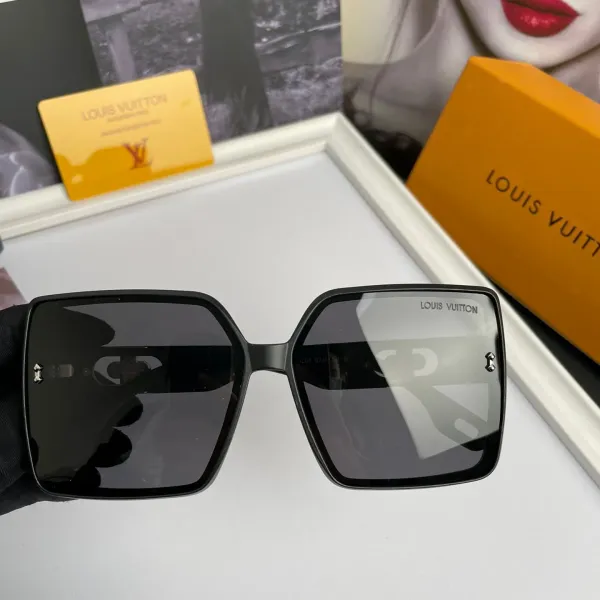 LOUIS VUITTON (  ルイヴィトン ) サングラス