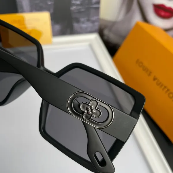 LOUIS VUITTON (  ルイヴィトン ) サングラス