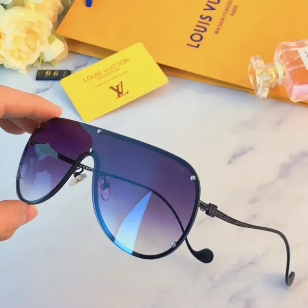 LOUIS VUITTON (  ルイヴィトン ) サングラス