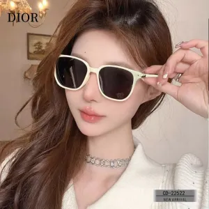 DIOR( ディオール ) サングラス  241012