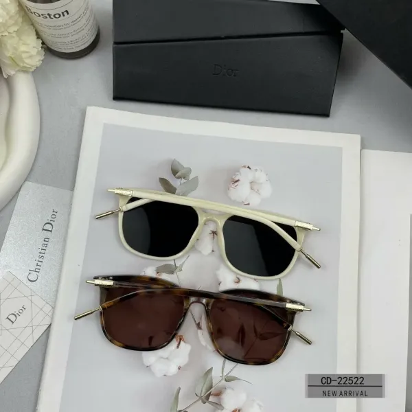DIOR( ディオール ) サングラス  241012